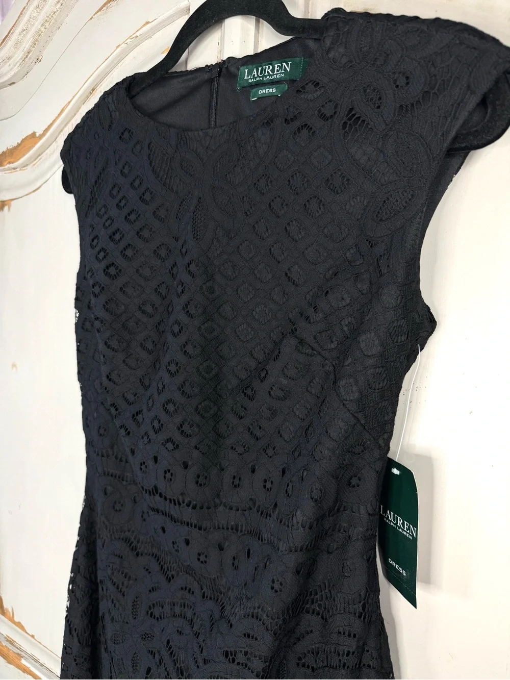 Lauren Ralph Lauren | Lace Sheath Cocktail Dress NWT Size 4 Classic LBD